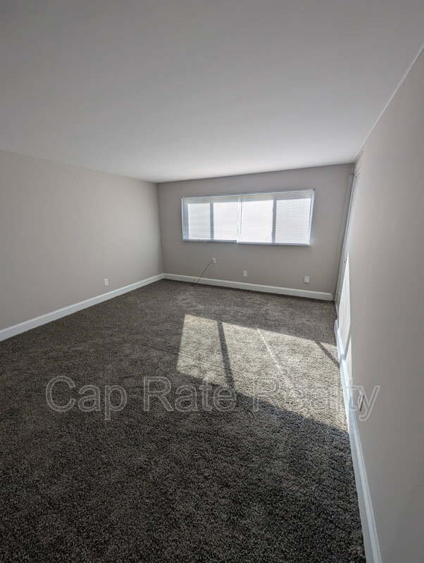 3632 Cushing Dr in Columbus, OH - Building Photo - Building Photo
