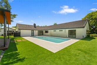 5020 Hawkhurst Ave in Southwest Ranches, FL - Building Photo - Building Photo