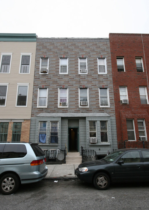 190 Stockholm St in Brooklyn, NY - Building Photo