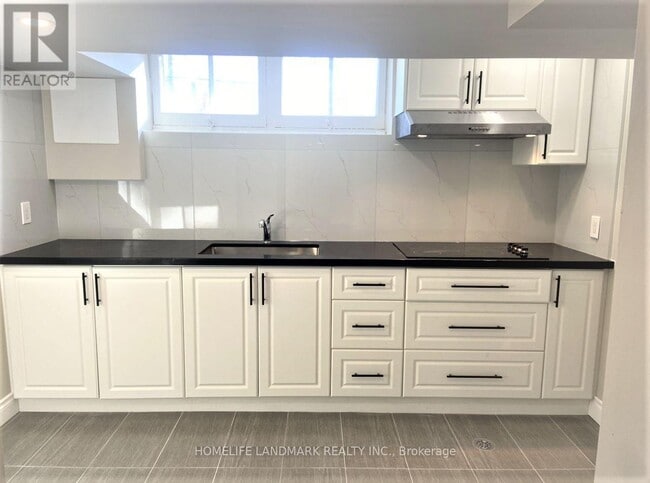 property at 7 Mango Dr