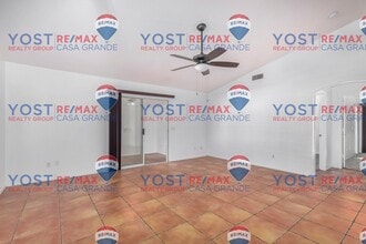1835 N Center Ave in Casa Grande, AZ - Building Photo - Building Photo