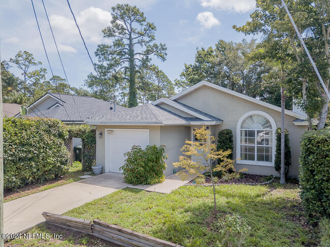 1109 Hibiscus St in Atlantic Beach, FL - Building Photo - Building Photo