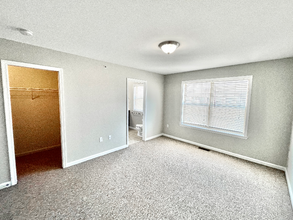 123 High Pointe Dr in Spring Grove, PA - Building Photo - Building Photo