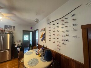 8 Foskett St, Unit 2 in Somerville, MA - Building Photo - Building Photo