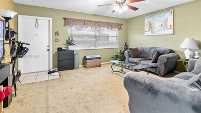 2031 Dewey St in Hollywood, FL - Building Photo - Building Photo