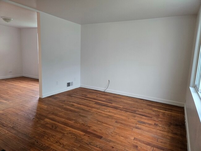 property at 808 Sullivan Ct