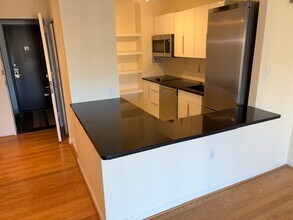 1718 P St NW, Unit 811 in Washington, DC - Building Photo - Building Photo