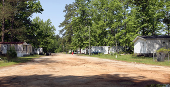GEM Mobile Home Park in Sumter, SC - Building Photo