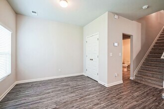 301 Claudia Dr in Grovetown, GA - Building Photo - Building Photo
