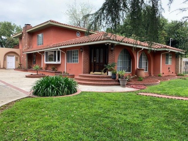 property at 441 E Baseline Rd