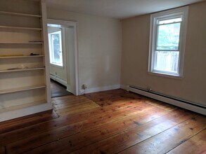 75 Green Street, Unit 1A in Brattleboro, VT - Building Photo - Building Photo