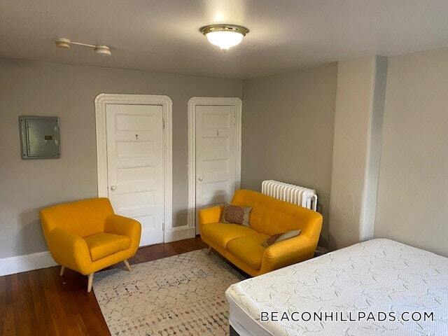 72 Revere St, Unit 4F in Boston, MA - Building Photo