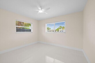 832 NE 12th Ave in Pompano Beach, FL - Building Photo - Building Photo