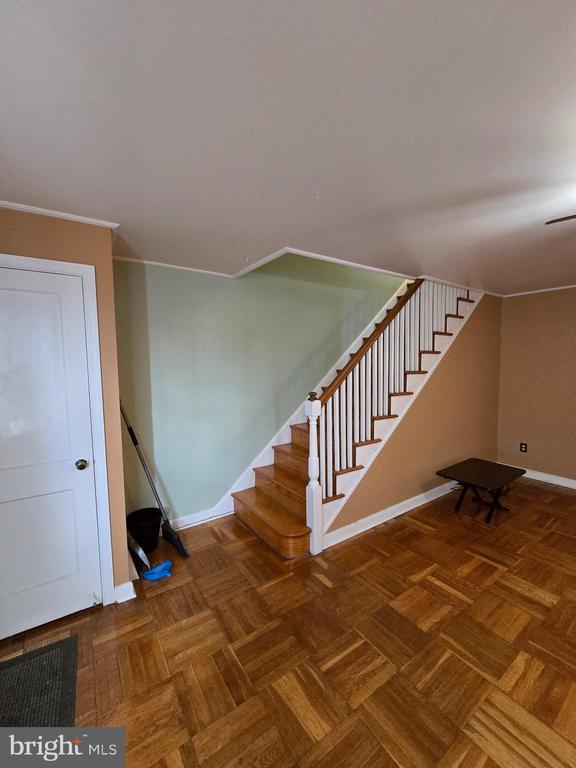 5905 N Front St in Philadelphia, PA - Building Photo - Building Photo