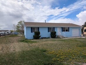 4669 Marshal Trail in Enoch, UT - Building Photo - Building Photo