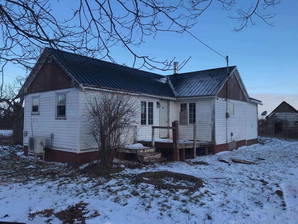 6862 PE-12 in Tyne Valley, PE - Building Photo