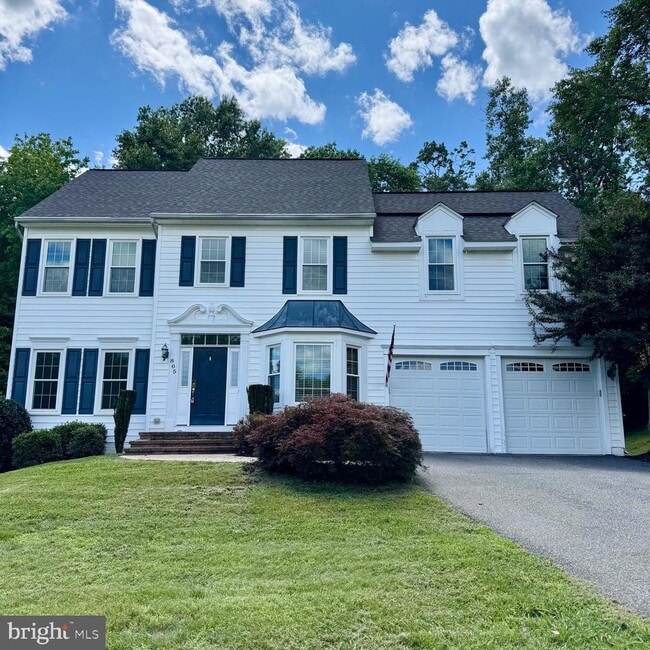 property at 805 Winterberry Dr