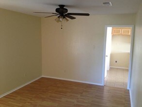 11404 Powder Mill Trail in Austin, TX - Building Photo - Building Photo