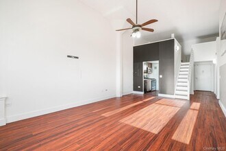 1 Landmark Sq in Port Chester, NY - Building Photo - Building Photo