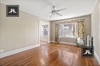 1605 Commonwealth Ave in Boston, MA - Building Photo - Building Photo