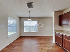 3947 Hawthorn Glen Ct in Fresno, TX - Building Photo - Building Photo