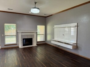 1717 SW 33RD St in Moore, OK - Building Photo - Building Photo