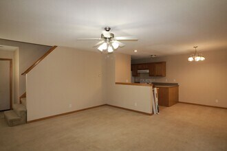 2401-2403 Deerfield Blvd in Junction City, KS - Building Photo - Building Photo