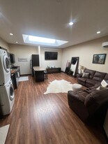 209 S Main St in Aberdeen, SD - Building Photo