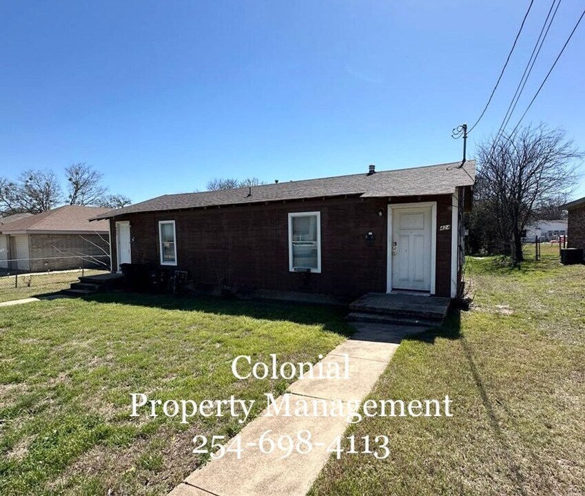 422 W Green Ave in Killeen, TX - Building Photo