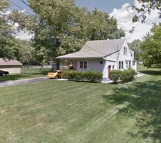 6901 Connecticut St in Merrillville, IN - Building Photo