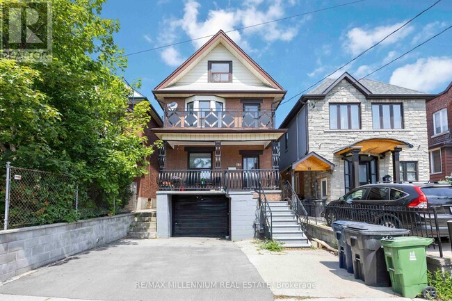 property at 17 Greenlaw Ave