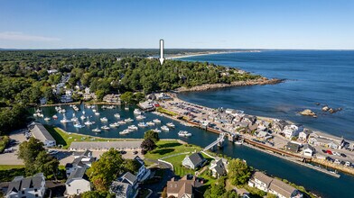 61 Ledge Rd in Ogunquit, ME - Building Photo - Building Photo