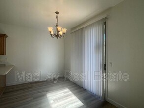 16833 S Magenta Rd in Phoenix, AZ - Building Photo - Building Photo