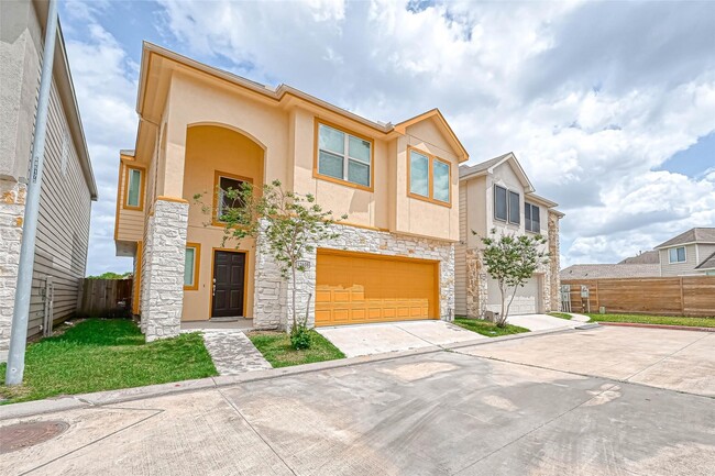 12608 Ashford Shadow in Houston, TX - Foto de edificio - Building Photo