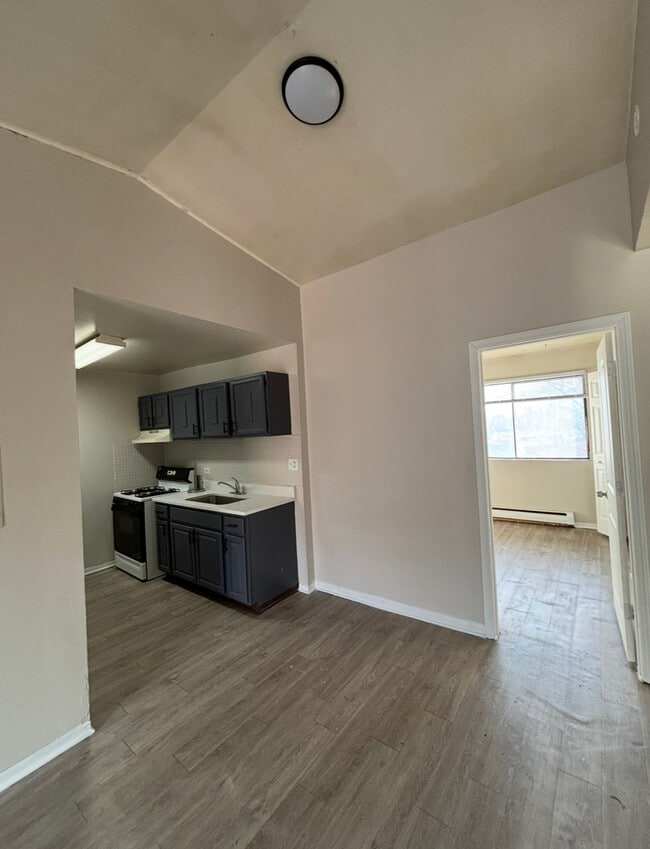 3068 Bernice Ave in Lansing, IL - Building Photo - Building Photo