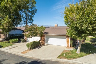 Countryside Villas in Hesperia, CA - Building Photo