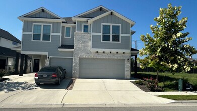 Room in Townhome on Cowbird Path in Pflugerville, TX - Building Photo - Building Photo