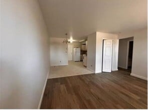 5314-5346 46 Ave in Olds, AB - Building Photo - Building Photo