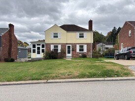 5309 Fieldcrest Dr in Pittsburgh, PA - Building Photo