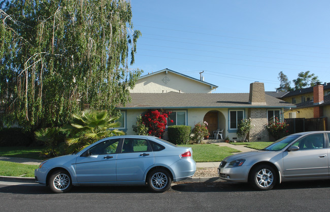 1983 Harris Ave in San Jose, CA - Building Photo - Building Photo