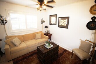 150 Labarre Dr in Metairie, LA - Building Photo - Building Photo