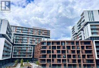 38 Simcoe Promenade in Markham, ON - Building Photo - Building Photo