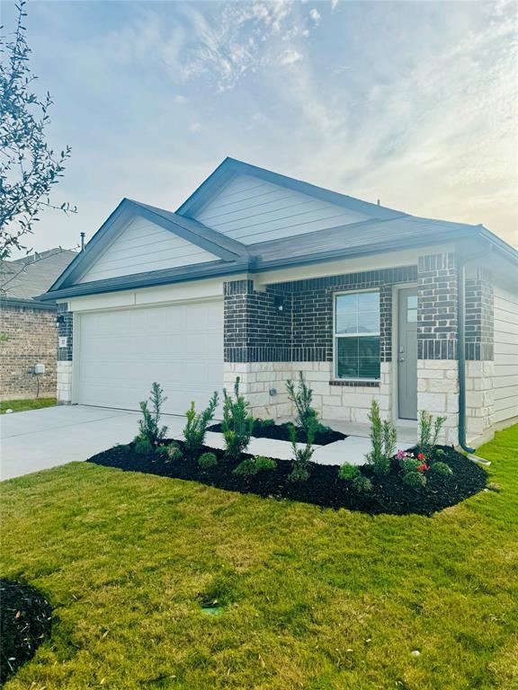 property at 117 Alamo Vine Ct