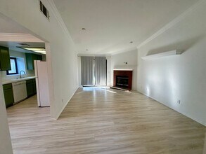 2815 College Park Dr W in Lancaster, CA - Building Photo - Building Photo
