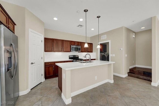 property at 2076 Danzinger Pl