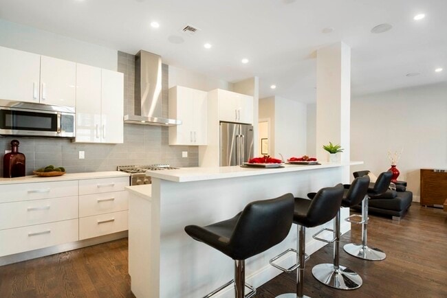 property at 225 Dorchester St