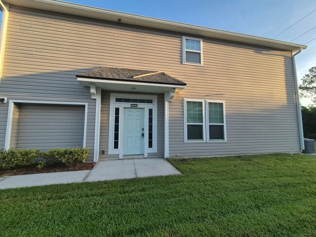 653 Reese Ave in Orange Park, FL - Building Photo - Building Photo