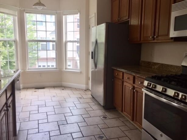 15 Alexander Ct in Jersey City, NJ - Building Photo - Building Photo