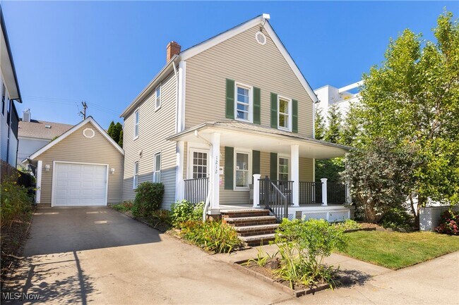 1212 W 67th St in Cleveland, OH - Building Photo - Building Photo