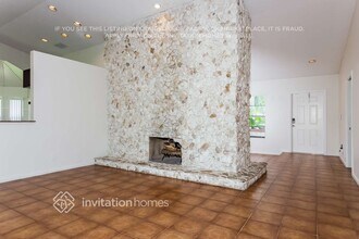 10941 NW 7th St in Coral Springs, FL - Foto de edificio - Building Photo